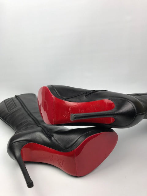 POLL RESULTS, SULLIED SOLES AND DEBBIE HARRY...