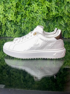 Louis Vuitton Time Out Sneakers 39