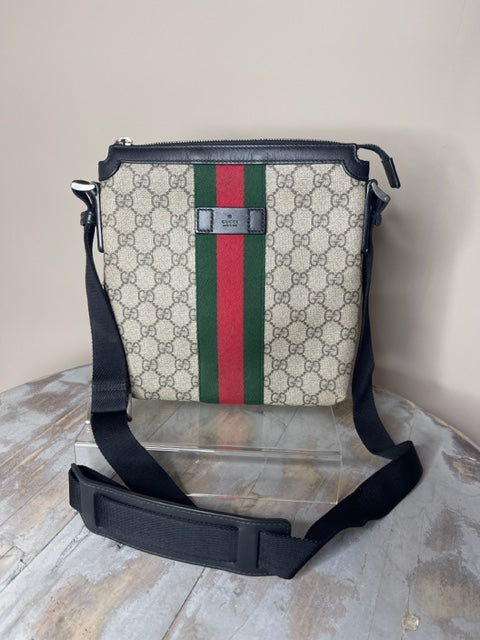 Gucci Supreme Canvas Messenger Bag