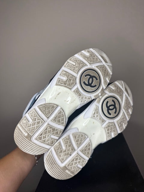 Chanel Runners 39.5