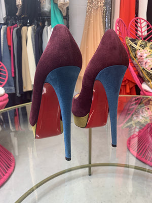Brand New Louboutin Lady Peep Suede 38.5